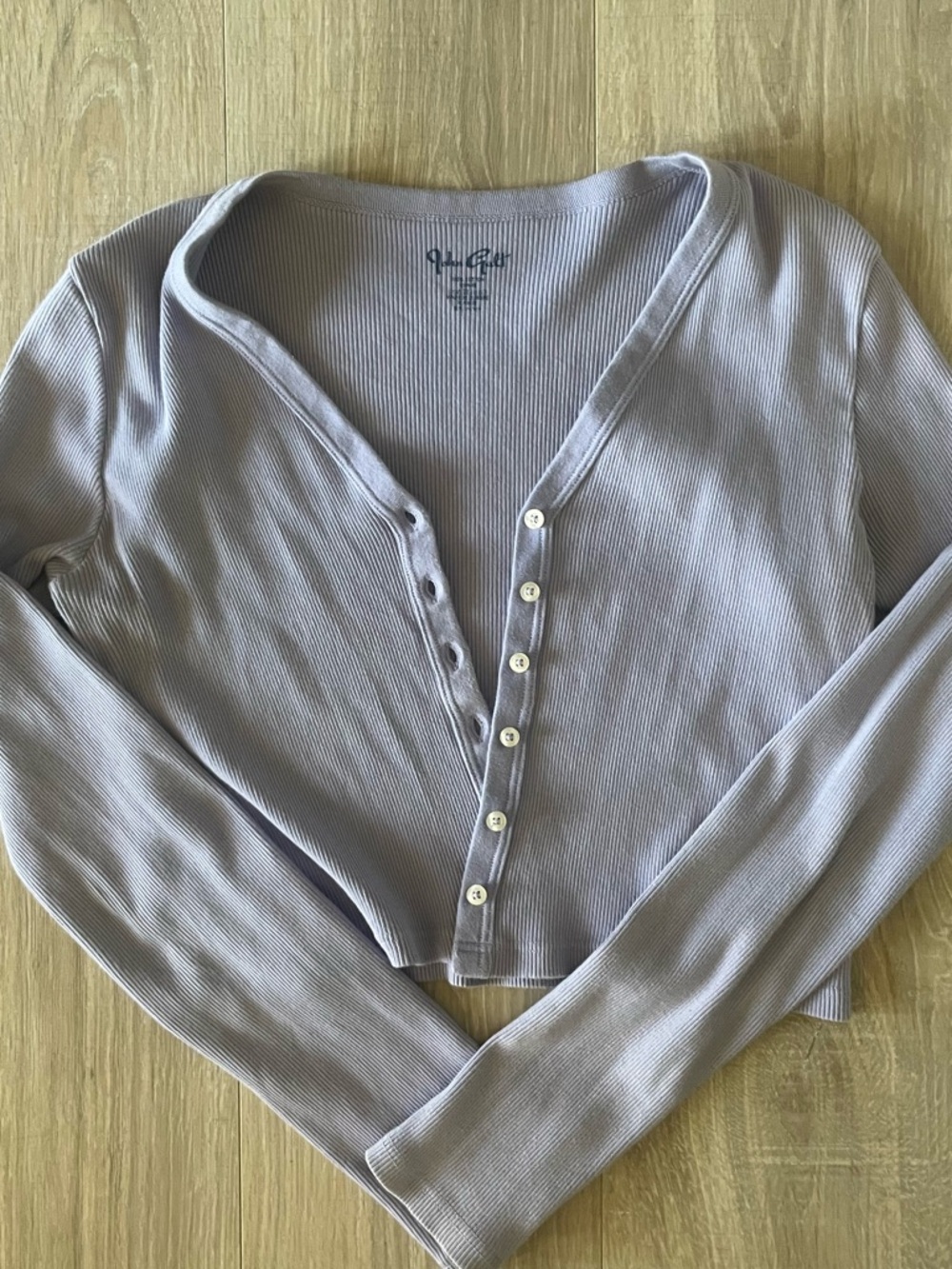 Brandy Melville Lavender Ribbed Button-Front Long Sleeve Top